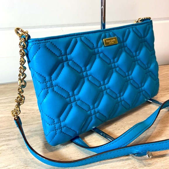 Kate Spade Astor Court teal blue quilted leather Crossbody - Picture 2 of 9
